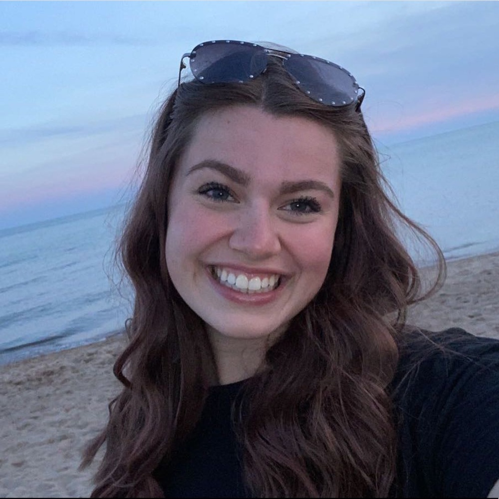 Meet your Posher, Becac